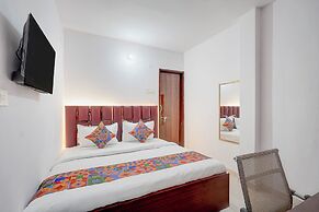 Fabhotel Tree View Residency