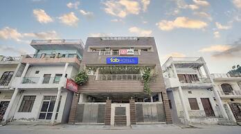 Fabhotel Amr Grand