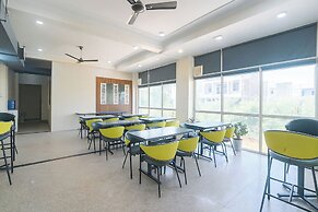 Fabhotel Reyansh