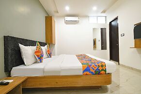 Fabhotel Paradise Inn