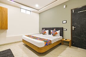 Fabhotel Paradise Inn