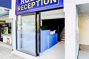 Fabhotel Bluemoon