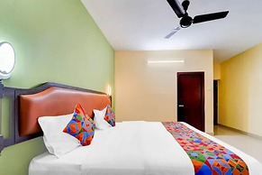 Fabhotel Bluemoon