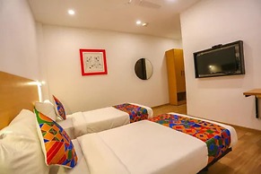 Fabhotel Sharveen Classic Inn