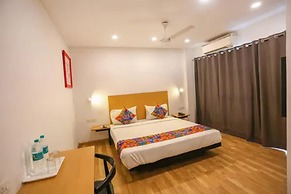 Fabhotel Sharveen Classic Inn