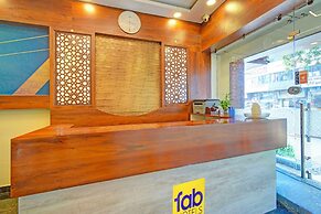 Fabhotel Asian Park