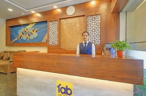 Fabhotel Asian Park