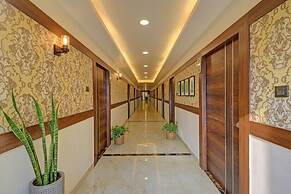 Fabhotel Asian Park