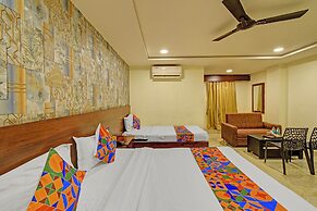 Fabhotel Asian Park