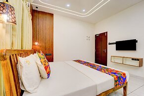 Fabhotel Elroi Suites