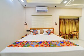 Fabhotel Elroi Suites