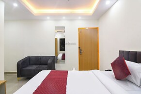 Fabhotel Royal Place