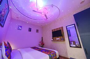 Fabhotel Blooming Beds Prime