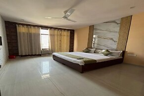 Fabhotel Sager Inn