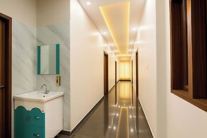 Fabhotel Kesar Inn