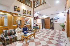 Fabhotel Kochar Continental