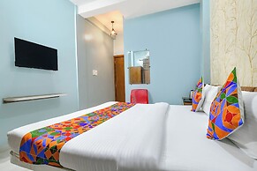 Fabhotel Kanha Palace