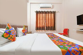 Fabhotel Kanha Palace