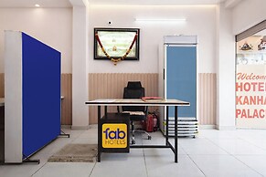 Fabhotel Kanha Palace