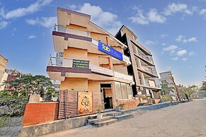 Fabhotel Varn Residency