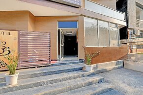 Fabhotel Varn Residency