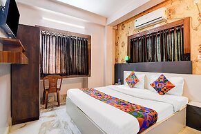 Fabhotel Royal Plaza