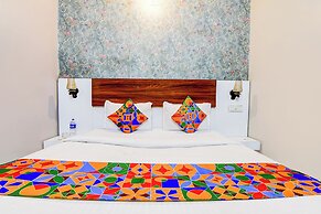 Fabhotel Royal Plaza