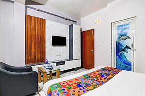 Fabhotel Royal Plaza