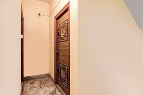 Fabhotel Royal Plaza