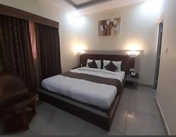 Fabhotel The Glory