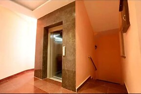 Fabhotel The Glory