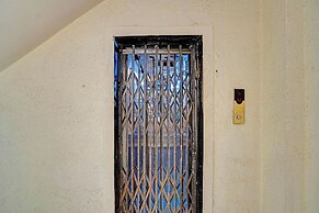 Fabhotel Lal Sai Residency
