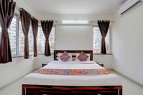 Fabhotel Amber Palace