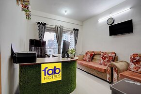 Fabhotel Amber Palace