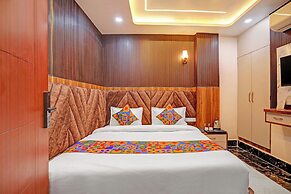 Fabhotel Dnu Palace