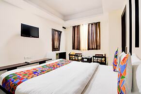 Fabhotel Park Street Inn