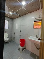 Fabhotel Rest Inn