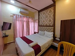 Fabhotel Rest Inn