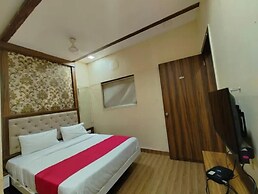 Fabhotel Rest Inn