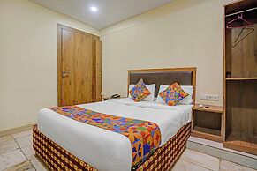 Fabhotel Maahi Residency