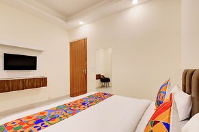 Fabhotel Paradise Palace