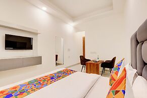 Fabhotel Paradise Palace