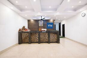 Via Aura Palace