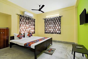 Fabhotel Florence Palace