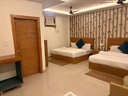 Fabhotel Wild Hibiscus Resort