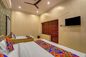 Fabhotel Om Sai Residency