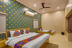 Fabhotel Om Sai Residency