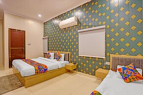 Fabhotel Om Sai Residency