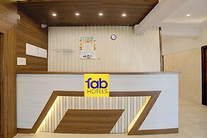 Fabhotel Purple Grand
