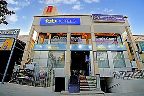Fabhotel Purple Grand